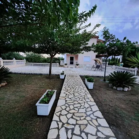 Welcome To Paradise! בית נופש