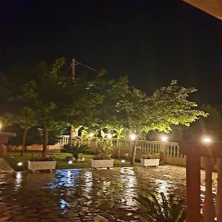 בית נופש Welcome To Paradise!